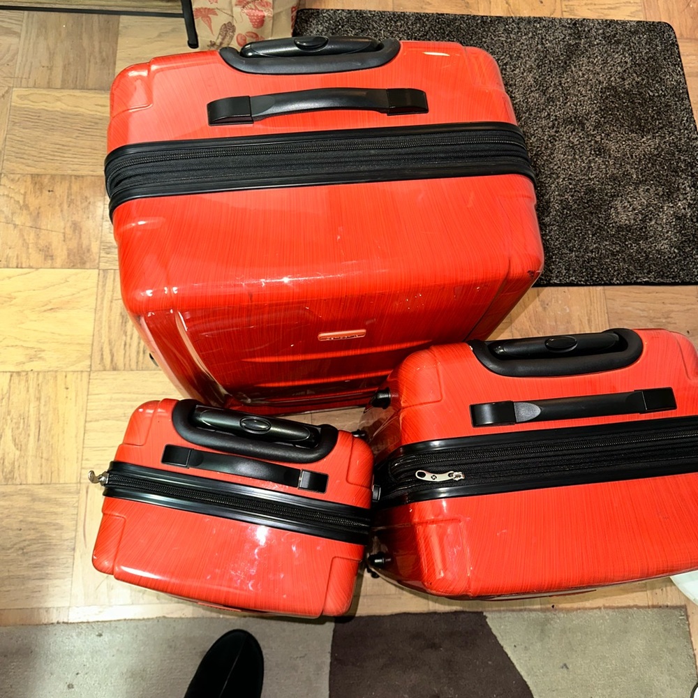Samsonite Winfield Hardside Luggage w Spinner Wheels Orange 3-Piece Set 20/24/28